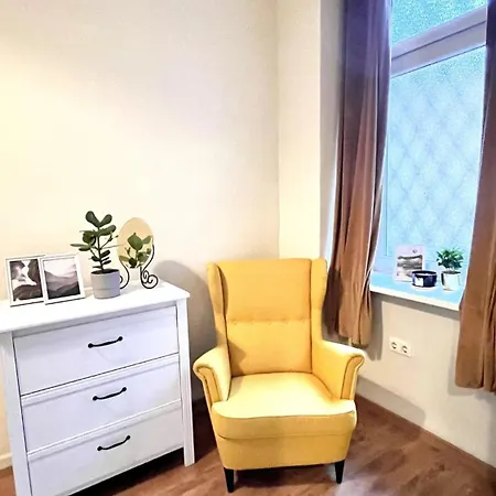 Cozy Flat For 4-6 People, Andrassy Str -oktogon Area Apartamento Budapeste